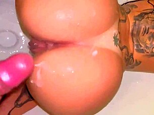 Kevlyn Santos' Tight Pussy Fucking In Bathtub