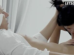 니콜 블랙, 뜨거운 친밀한 섹스와 진짜 오르가즘 HD