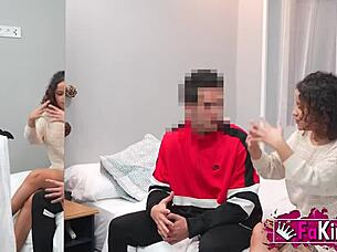 elena de la vega seduces her best friend