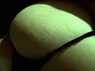 An Italian woman in Lima shows off her beautiful white ass