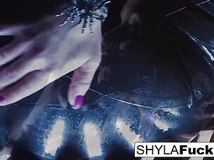 Sexy Shyla Stylezs engages in a smoking fetish scene