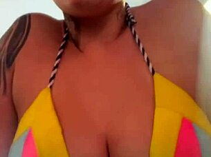 Treinando Só De Biquíni Fio Dental Na Academia De Frente A Praia Cheguei Ficar Toda Molhada De Tanto Tesão Que Escorria Nas Pernas Parecia Água Do Mar