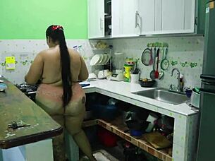 Fucking Girlfriend's Sister in Kitchen: Homemade Latina Couple Action