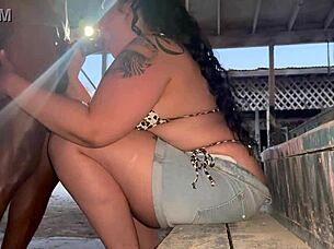 i'm stranded thicc pawg fucking stranger for directions