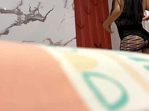 Hey, my fat stepmom got surprised with a dick in her pussy after the gym