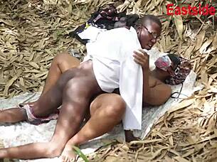 Doctor Softkind bangs ebony bbw outdoors.