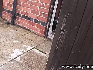 lady sonia trophy wife barebacked outdoors in black stockings doggystyle