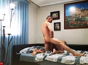 Amateur Couple Fucks Passionately During Quarantine