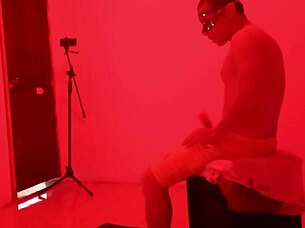 La Puta Del Prostibulo Me Dio Una Gran Mamada De Testiculos Gratis A Cambio De Obtener El Nuevo Celular De Moda Porno Real En El Cabaret