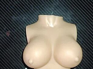 A Dolly Le Duele Pero Igual Le Encanta Sentirme Dentro De Su Pequeña Vagina