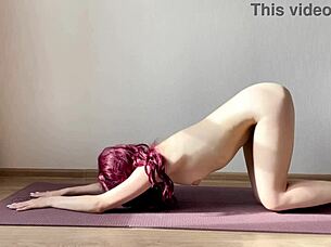 naked fitness from skinny redhead girl