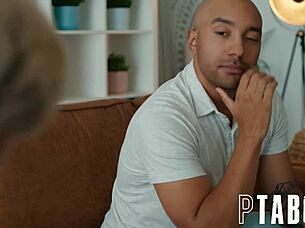 Marriage counselor's session turns into shocking milf blowjob?