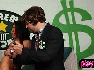 I Watch Teen Sluts Do Sex Stunts For Cash