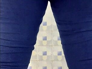 madura got caught in the public bathroom doin' naughty things