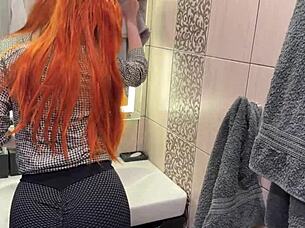 russian amateur cheats with maid