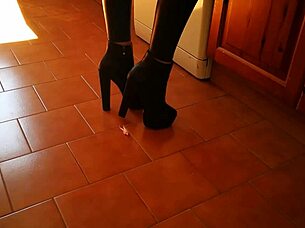 What's In This ER Preview With Tall Slave In Heels?