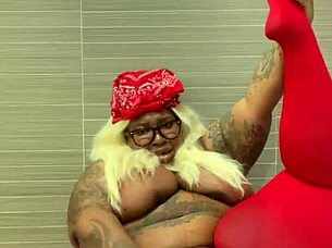 Og Shabrim made herself cum so hard at the party!