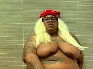 Og Shabrim made herself cum so hard at the party!