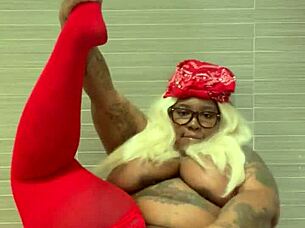 Og Shabrim made herself cum so hard at the party!