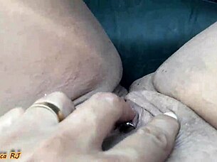 Married slut exposes pussy to everyone right in the middle of the street