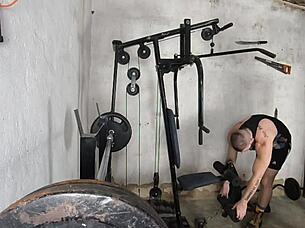 Meu personal, fuck me so good with that big cock in wet anal sex at the gym!