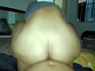 milf brasileira amadora com bunda grande faz sexo anal sem camisinha pov vaqueira reversa loira cintura fina 🍑🔥