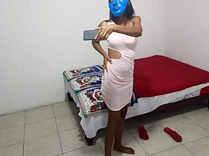 Hey subscribers, this india latina is speaking spanish and craving a wild fuck session right now?