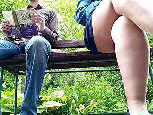 curvy milf in pantyhose peeing next to me in the park 😲