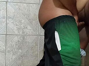 Amateur professor fucks fat BBW student in school bathroom