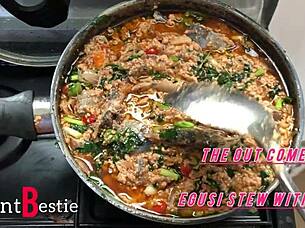 Amateur babe gets caught in kitchen for passionate morning quickie romp