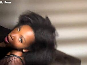 Duas namoradas, you into making out with Brazilian spanking licking interracial girl on girl cunilingus?