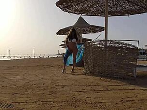 i flash big tits and ass without panties on public beach
