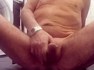 Watch Chris Explode In Cam Show!