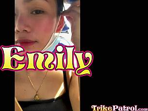 Skinny Filipina enjoys intimate time with her new boyfriend in hotel.