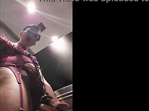 Asian sissy flashes in public toilet for solo BBC tribute 😈🚽