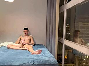 behind-the-scenes footage of erika cadeirante recording video with juliana ribeiro part 1