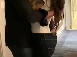 Beautiful italian gets anal fucked in vegas by manuel ferrara - mysexmobile 😍