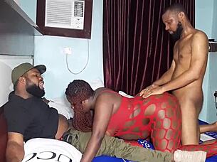 Intense Threesome With Ebony Babe And Monster Cocks!