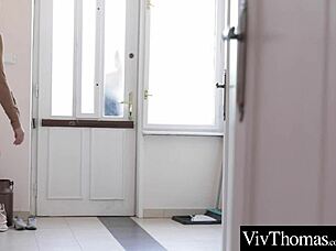 gorgeous ex lovers reunite for passionate pussy licking