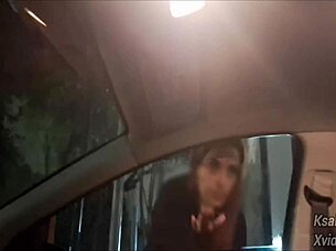 Risky public handjob for hot woman on street