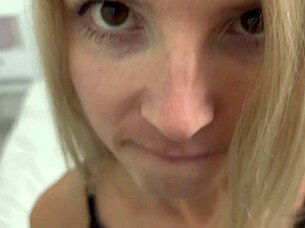 Catwoman cosplay features sexy horny amateur teen in solo webcam show with cute blonde skinny vibe