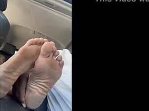yo, check out this hood white chick's dirty feet and toes