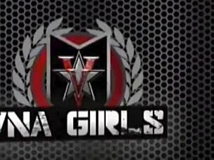 Redhead cowgirl Penny Pax spreads her ass 😈