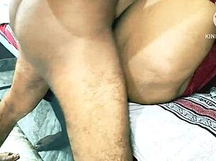 Indian desi bhabhi you fuck gym boys with big cock now