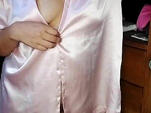 Hey check out this leaked sex video of a nympho argentine teacher