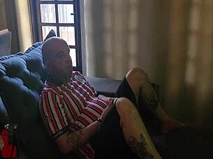 The husband didn't notice the delay from the gym as a creampie surprise waited in the pussy for cleanup