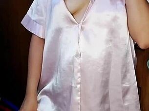 Hey check out this leaked sex video of a nympho argentine teacher