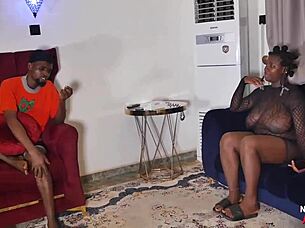 wet sarah tries her first casting with hairy pussy pounded by monster cock