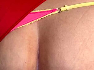 Florsitasilvestre38 se rompe el culo con un dildo!