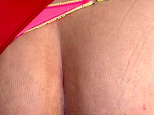 Florsitasilvestre38 se rompe el culo con un dildo!